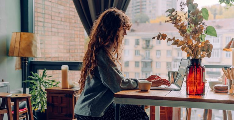 Innovative Tools for the Modern Digital Nomad