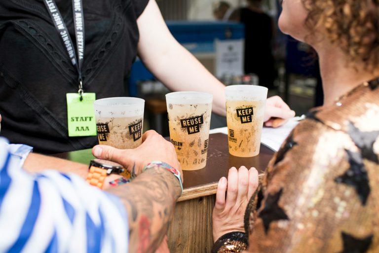 Reusable Pint Cups Gaining Popularity in Industries: A Step Towards Sustainable Solutions