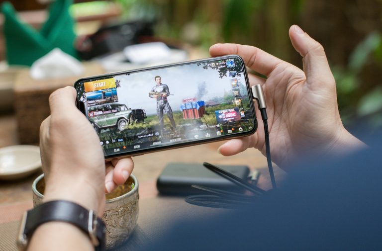 Mobile Gaming’s Explosive Growth Signals Major Shift in Gaming Industry Dynamics