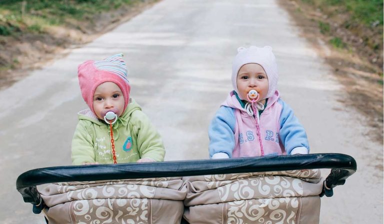 Top-Rated Compact Travel Prams and Lightweight Strollers for Stress-Free Trips