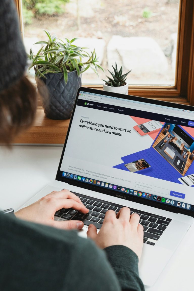 How to Choose the Right Shopify Development Agency for Your Business