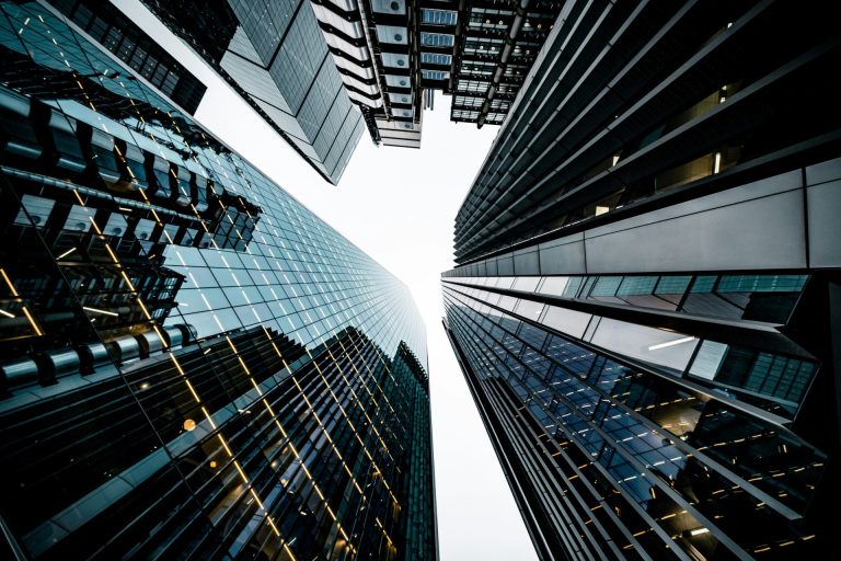 Global Economy Faces Major Disruption Amid Aggressive US Tariff Policies, Warns deVere CEO