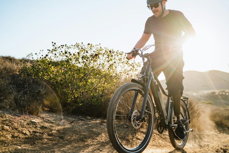 E-Bikes with Belt Drives: Enjoy Cycling Like Never Before