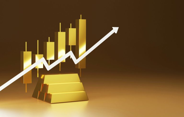 SOL vs USDT: Balancing Investment Strategies in 2025