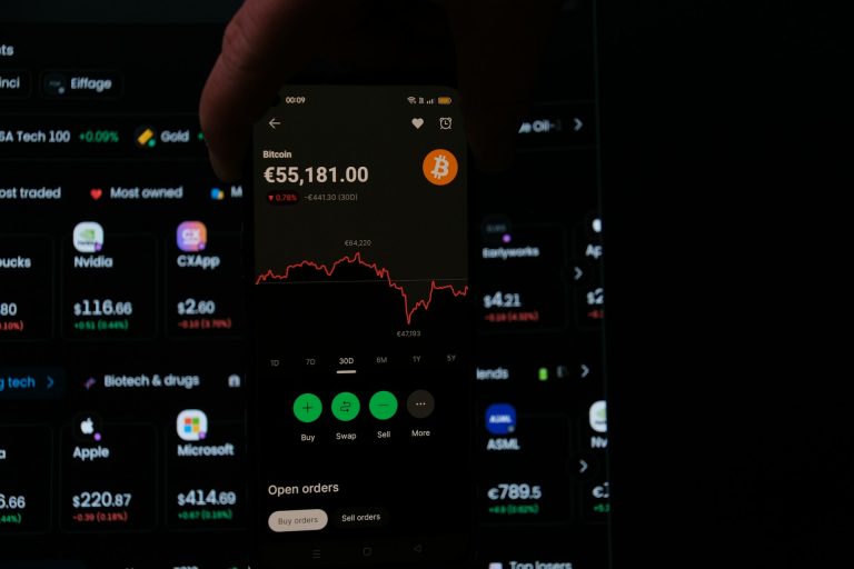 Crypto Trading Strategies: Navigating Volatility with Informed Tactics