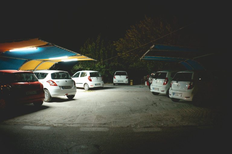 How To Manage Car Rental Expenses