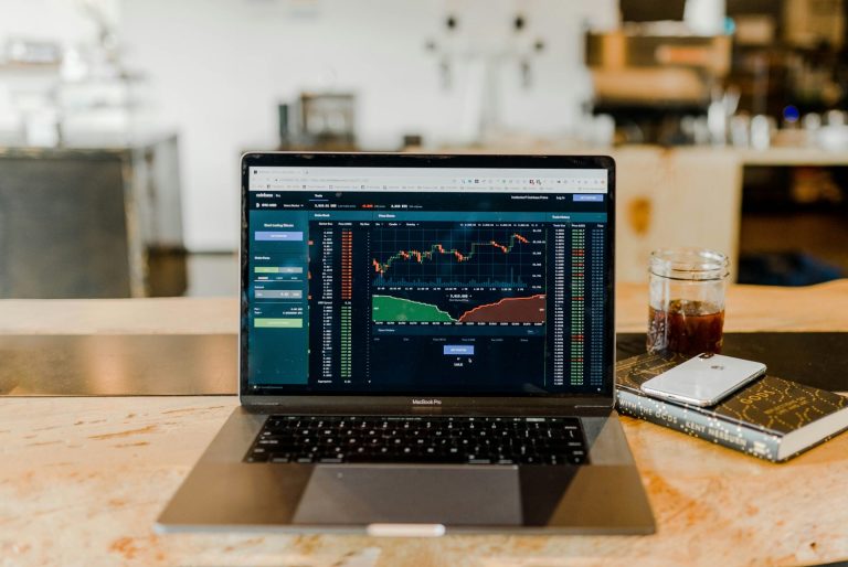 How to Trade CFDs: WS Group Experts Break It Down for Beginners