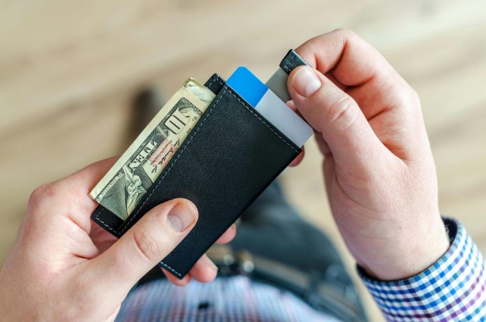 compact wallet