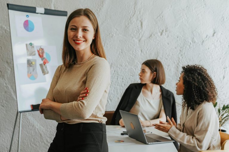 Digital Tools Reshape Workforce Management Across Industries