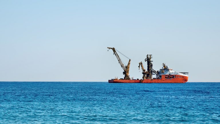 Waterproof Bib and Brace Revolutionise Working Conditions at Sea