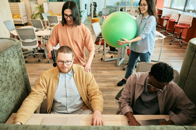 How to create a safe and positive working environment for a new starter