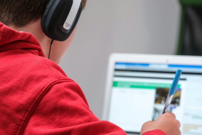 Online Tutors: A Smarter Way to Stay Balanced