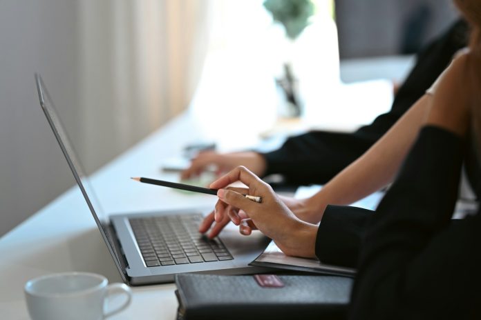 The Financial Case for Nearshoring: Why UK Businesses Are Hiring Developers in Latin America