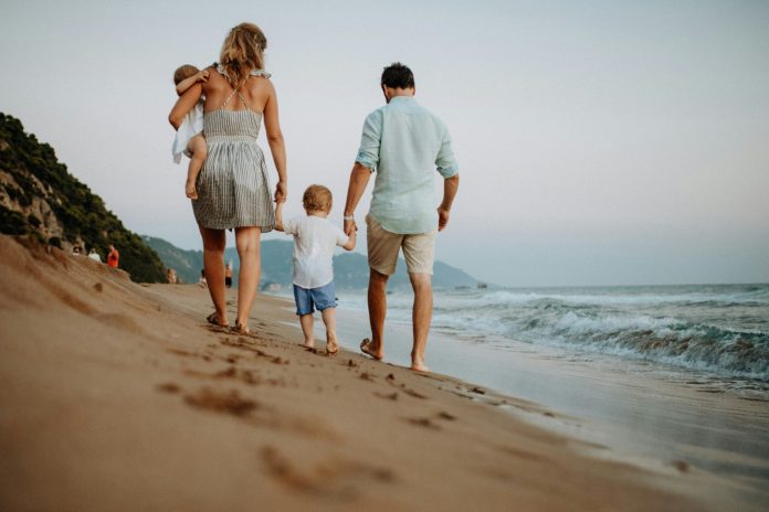 Traveling to the UK as a Family: Must-Know Essentials