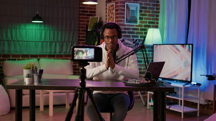 Reimagining the Past with Veo 3 AI Video Generator: Bringing Old Photos to Life with VideoMaker.me