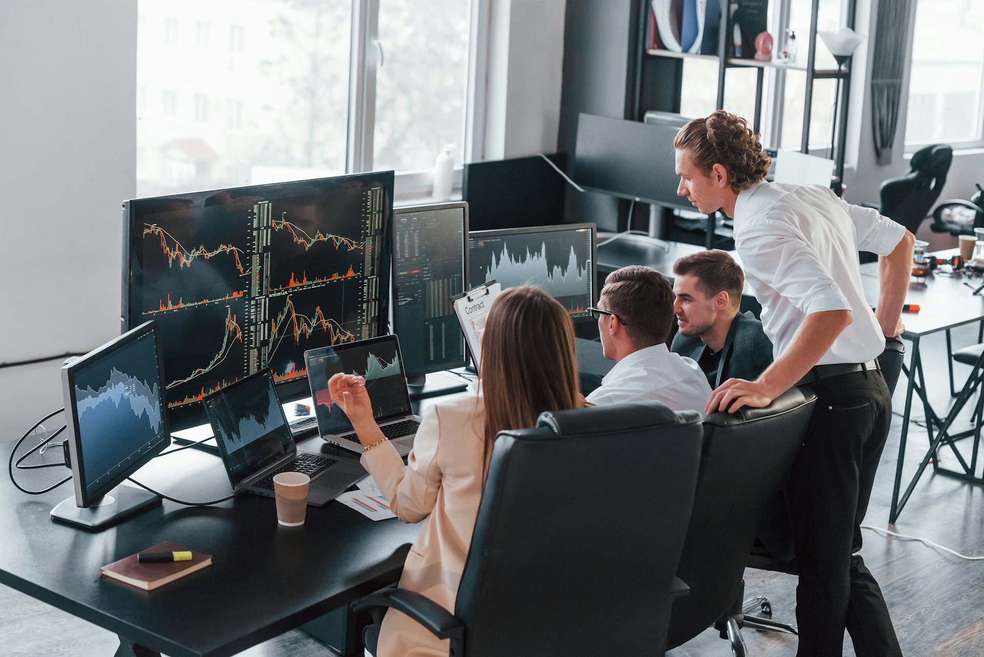 Futures Trading: Crypto Brokers & How to Trade Crypto Futures - Platforms, Contracts & 2025 Best Practices