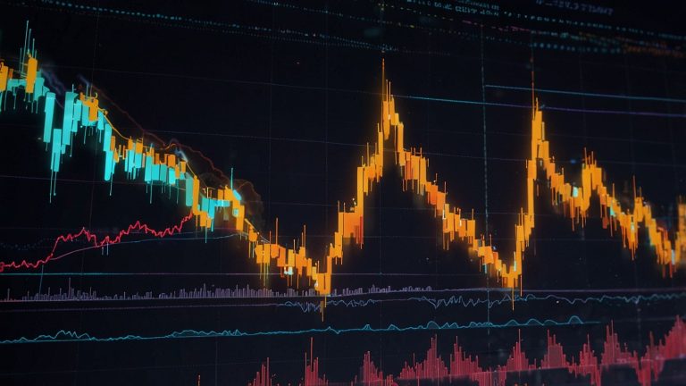 Avalanche AVAX Surges 10% Amid Institutional ETF Buzz and Record Token Burns