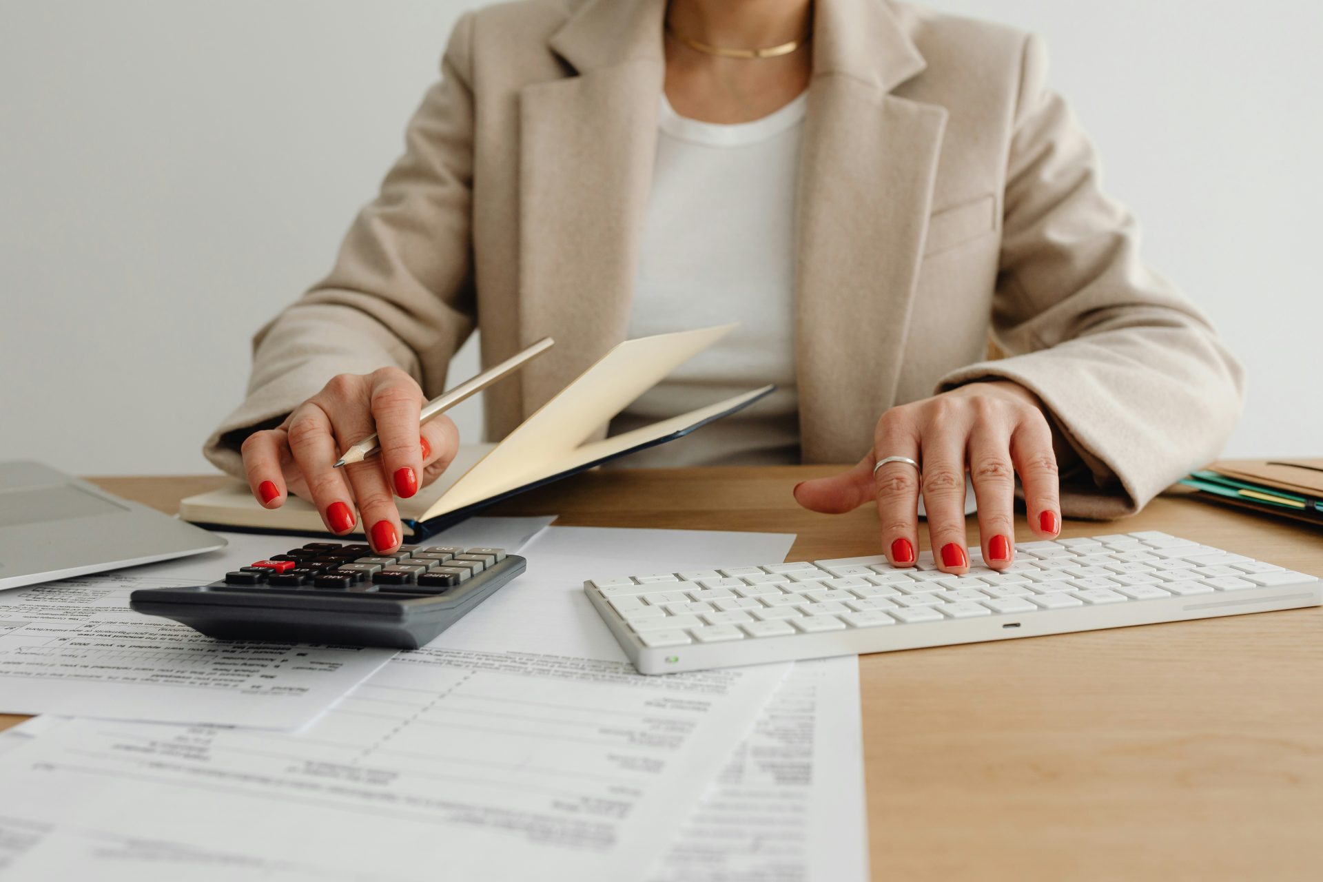 Bookkeeping vs. Client Accounting Services: Key Differences Explained