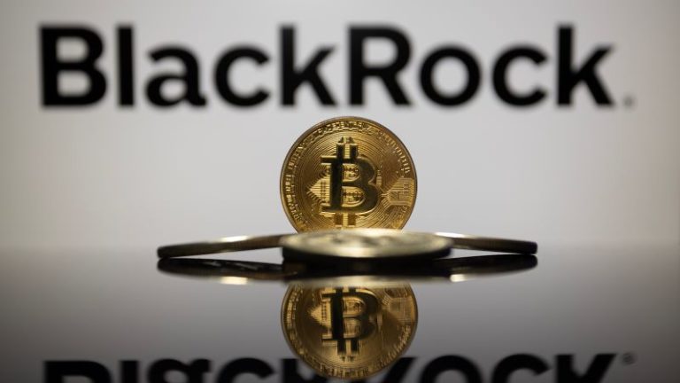 Blackrock Boosts Crypto Exposure by More Than $22bn in 2025, Finbold Analysis Reveals