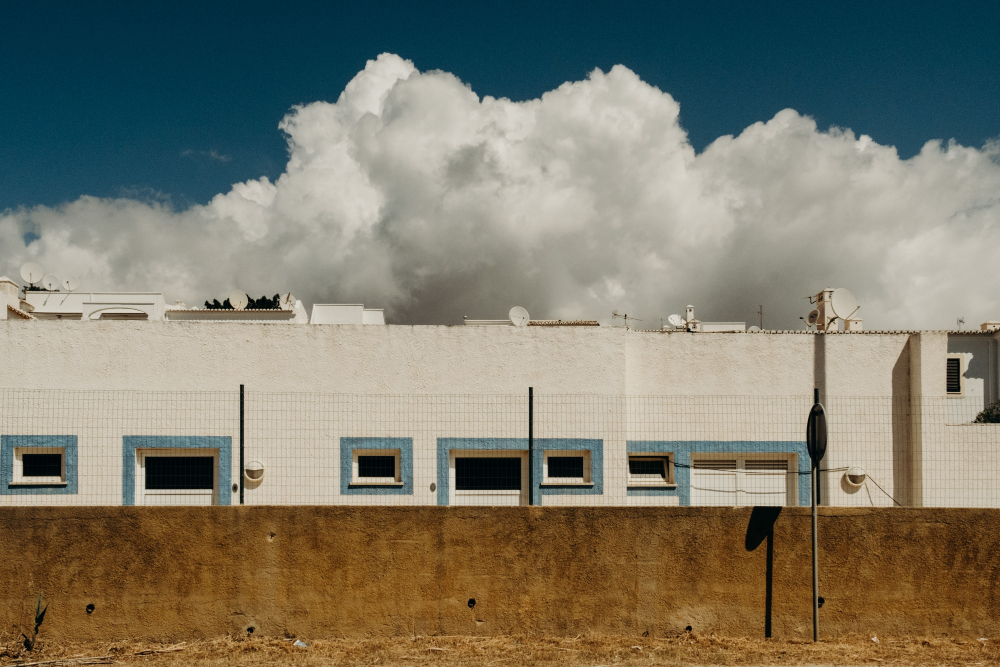 U.S. Energy Firms Are Buying Up Abandoned Warehouses—Turning Rust into AI Gold