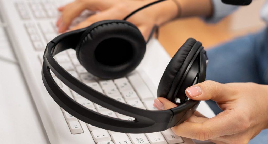 Amazon AI Customer Service UK Transforms Support Roles