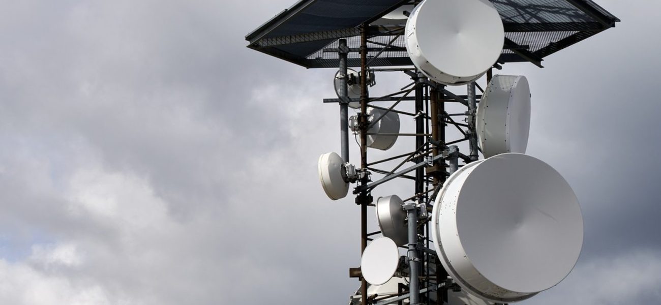 Canada’s New Telecom Rules Could Trip Up Starlink: Starlink Canada Regulation Challenges Loom