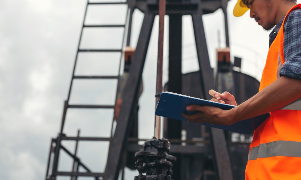 UK Ministers Quietly Approve Emergency Oil Drilling to Back AI Compute