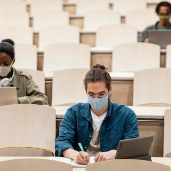 American High School Where Final Exams Are Now Prompt-Only