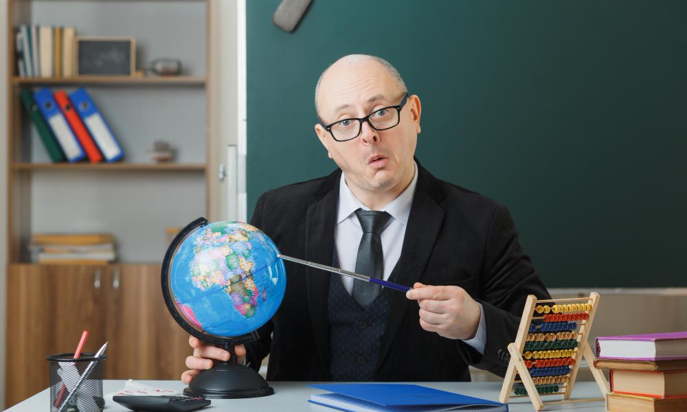 Yale Economics Professor Predicted Today's Job Market Collapse