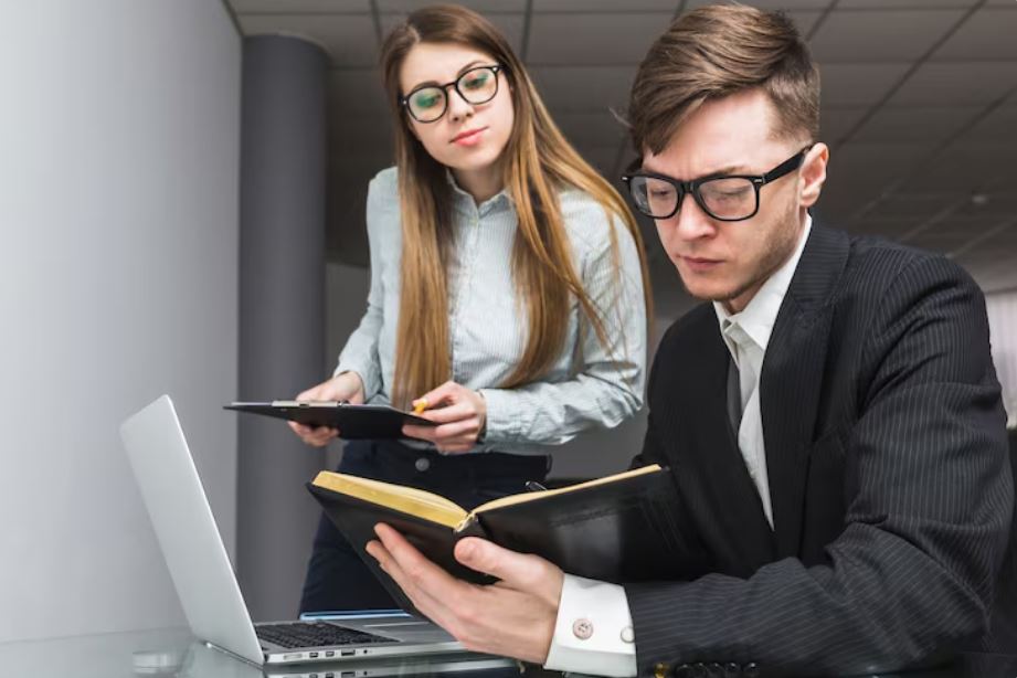 A Harvard Study Found AI Is Making Junior Lawyers Faster — and Partners Irrelevant