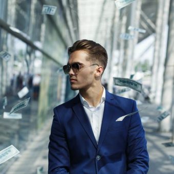 The Stealth Wealth Movement: Why Billionaires Are Suddenly Dressing Like Junior Accountants