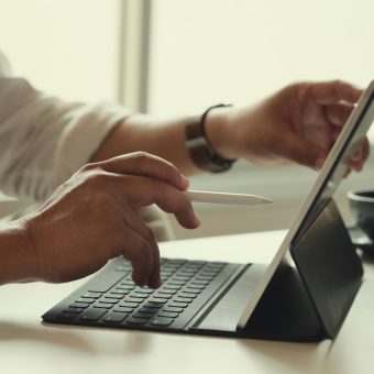 How Foreign Entrepreneurs Can Register a Delaware Company with a US Address