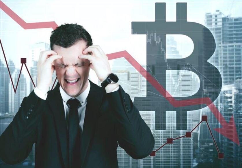 Bitcoin Just Fell Below $68,000, Here Are the Four Bearish Signals Nobody Is Talking About