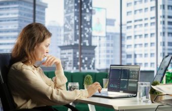 Cathie Wood Megacap Tech Investment
