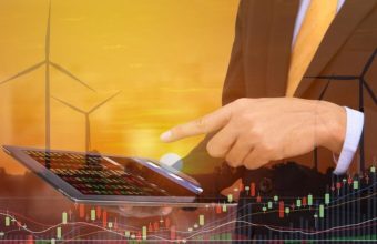 The Retail Investor Who Turned $5,000 Into $400,000 on Energy Stocks During the Iran Crisis