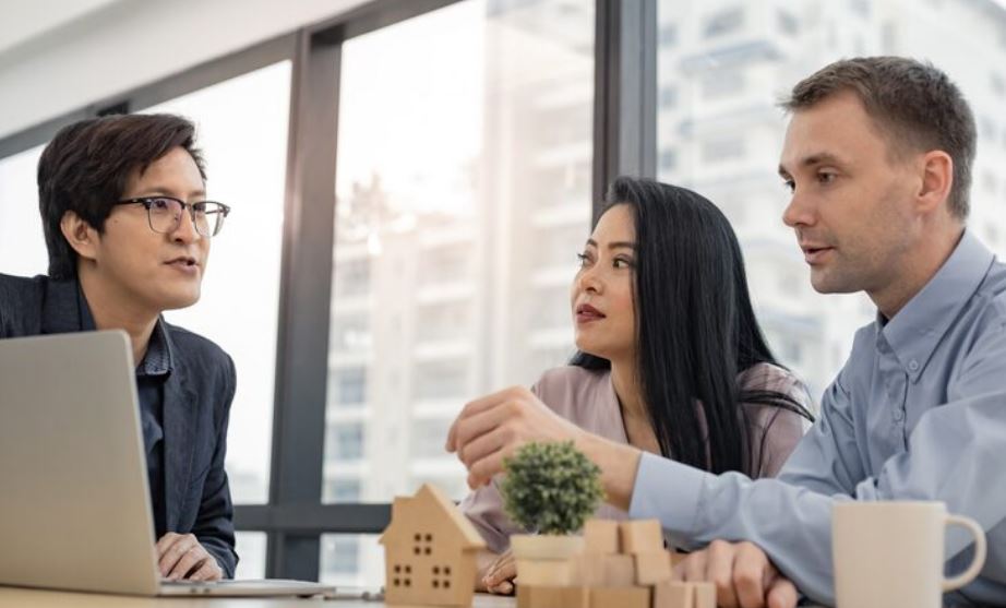 Why Institutional Investors Owning Single-Family Homes Is Now Considered a Systemic Financial Risk