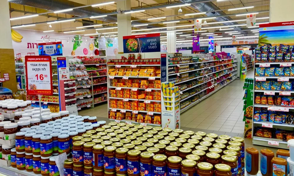 Tesco shares losing momentum
