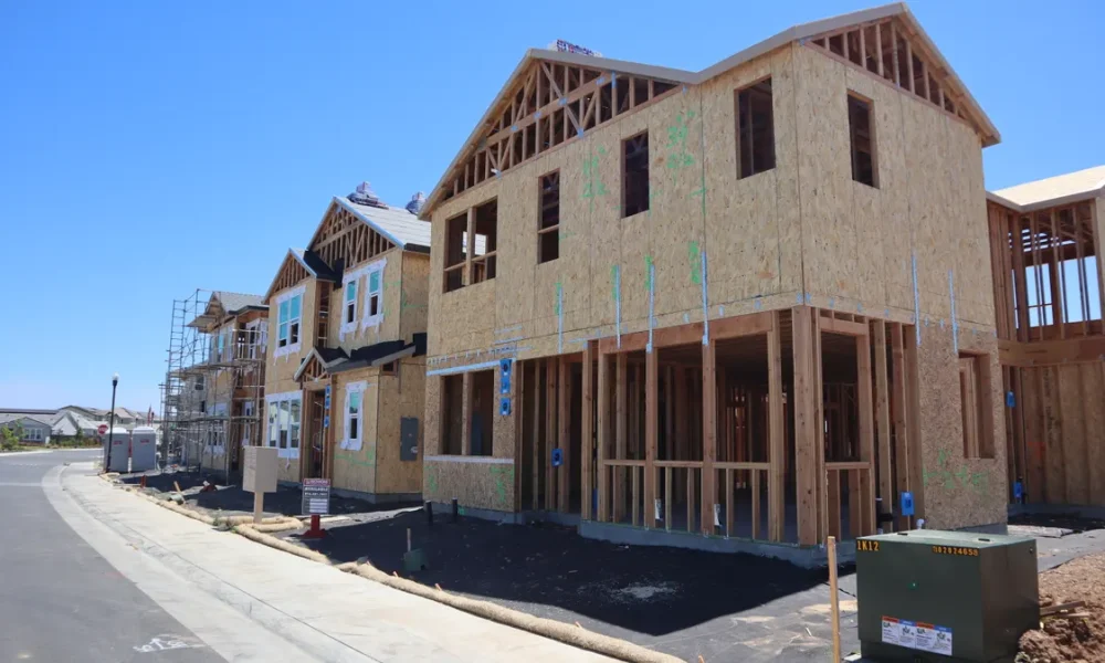 Barratt Redrow SIPP income