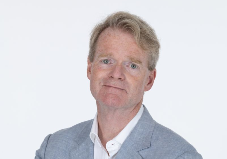 Paul Smith Built a Quarter-of-a-Billion-Pound Company Starting With £170 in a One-Bedroom Flat and Tens of Thousands of Students Have Followed His Exact Playbook