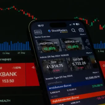 women invest in stocks