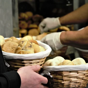 Greggs share value 2026