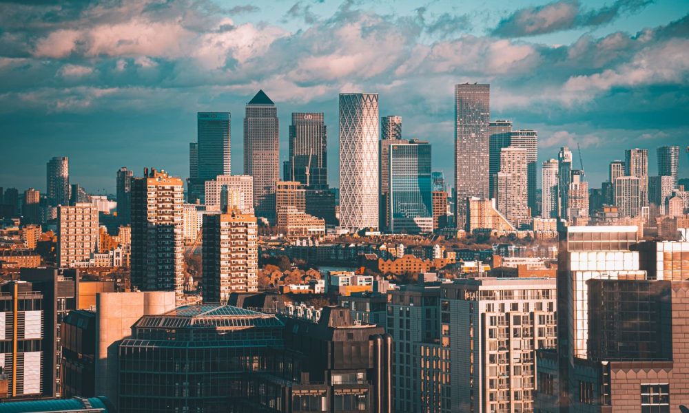 Canary Wharf skyscrapers on the London skyline